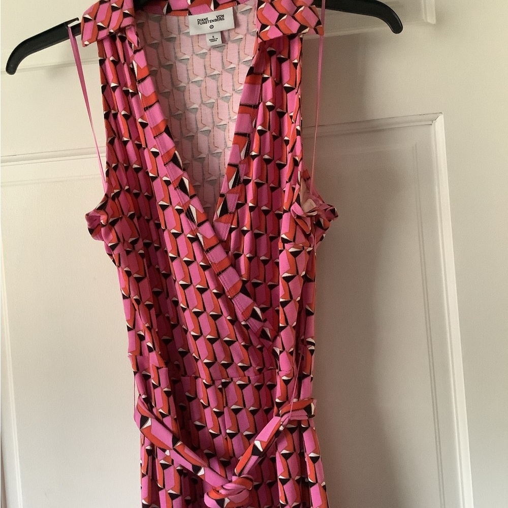 DVF FOR TARGET collared, sleeveless modern geo jumpsuit size small - Picture 13 of 14